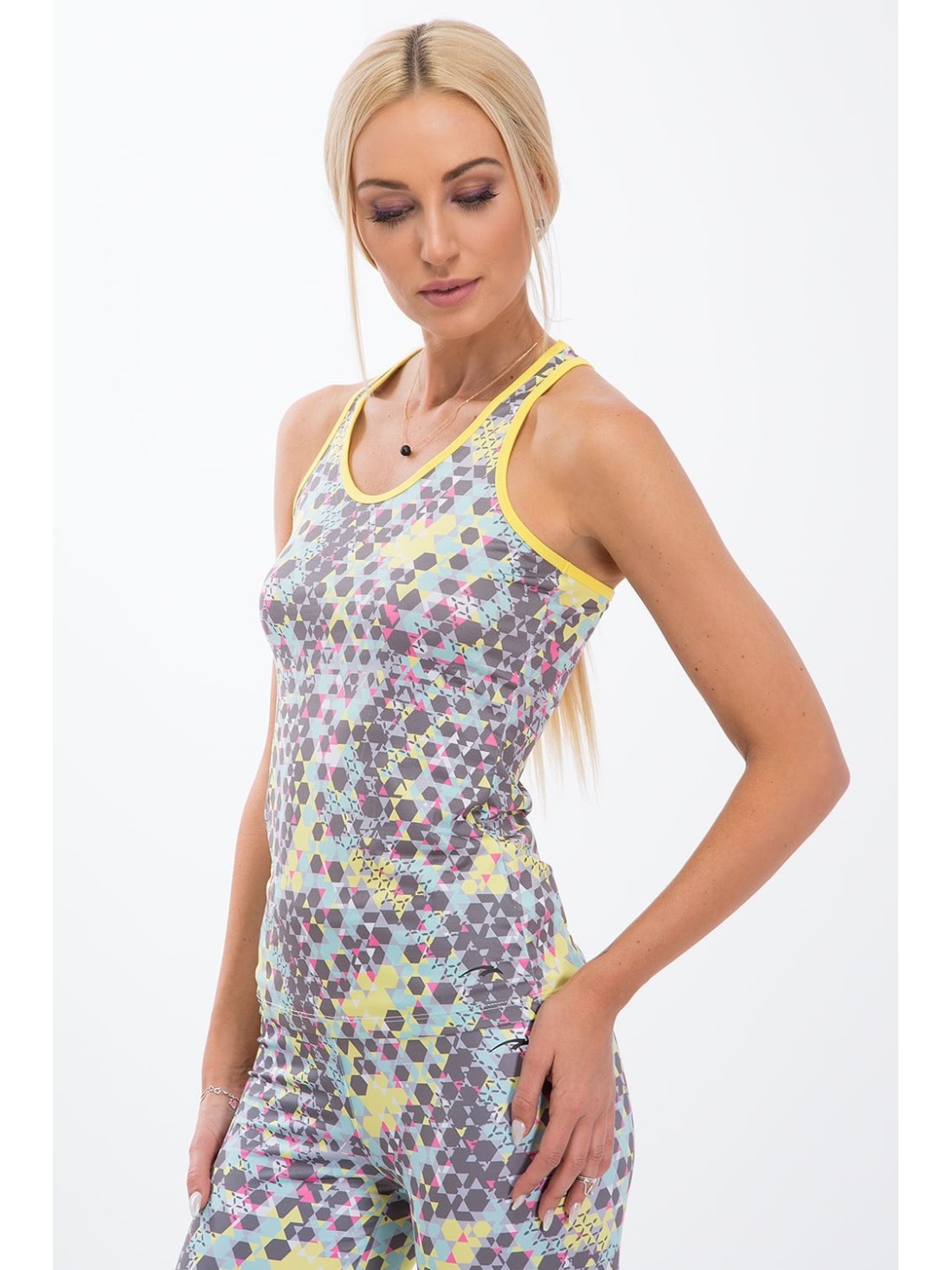 Top sport colorat cu forme geometrice / lamaie T0010 - Magazin online - Boutique